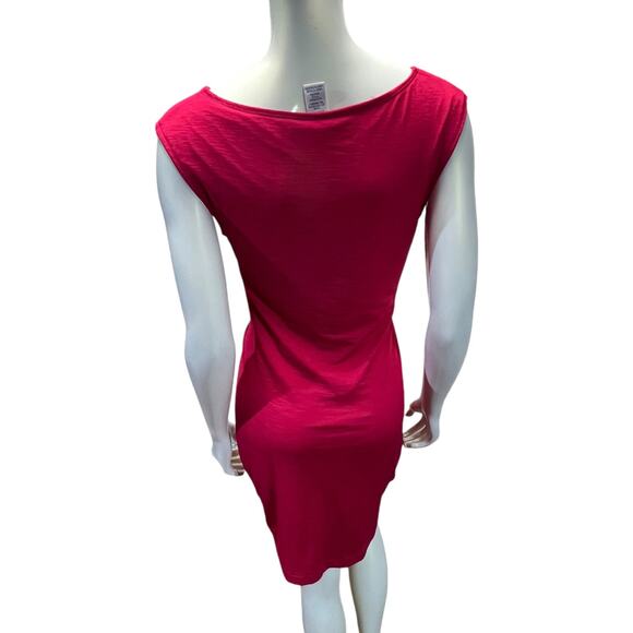 Red Sleeveless Fitted Max Studio Dress Size Medium - Picture 3 of 12
